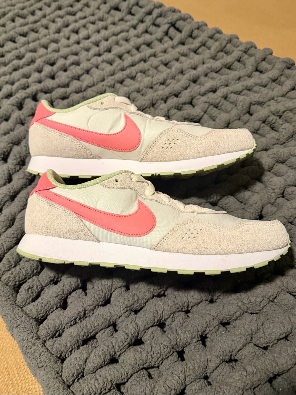 Nike MD Valiant Beige Sneakers with Coral Pink Swoosh and bright green accents